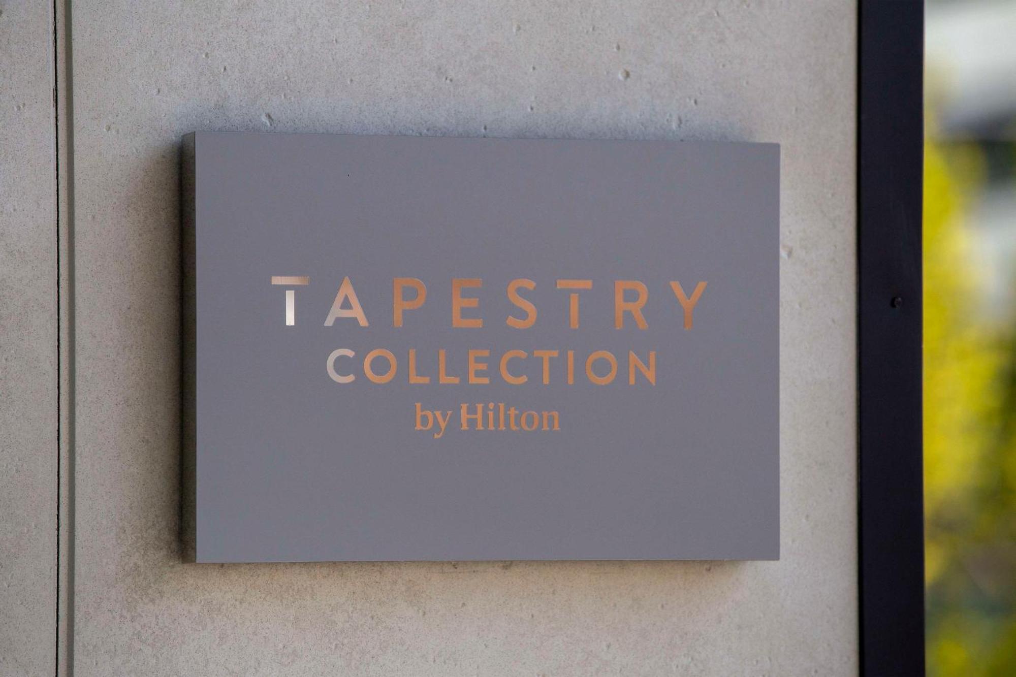 The Lloyd Stamford, Tapestry Collection By Hilton Hotel Exterior foto